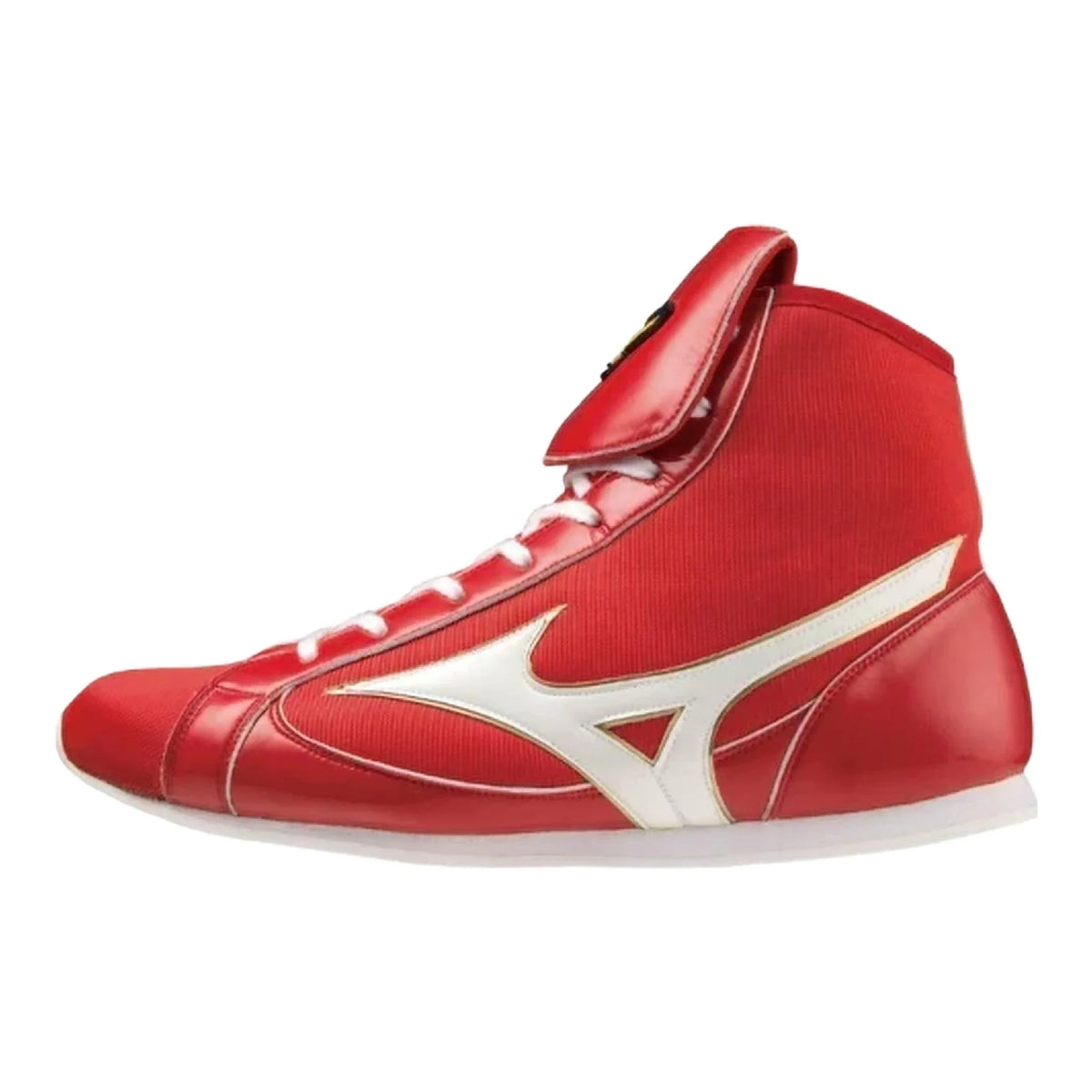 Mizuno Finisher Low boxing shoes in red and white, sole view