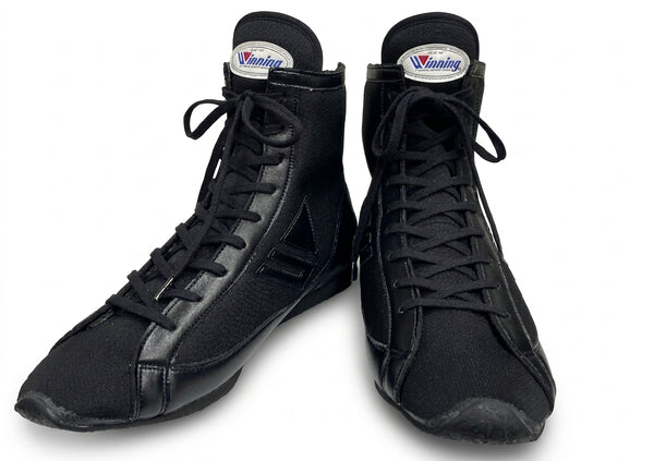 Winning RS-100 boxing shoes in Black, Japanese high-top lace-up boxing shoe